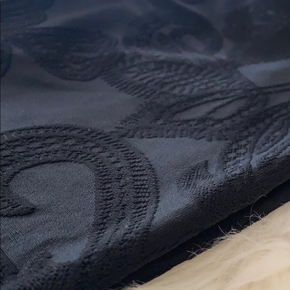 SOLD Lorna Jane Black Embroidered Leggings